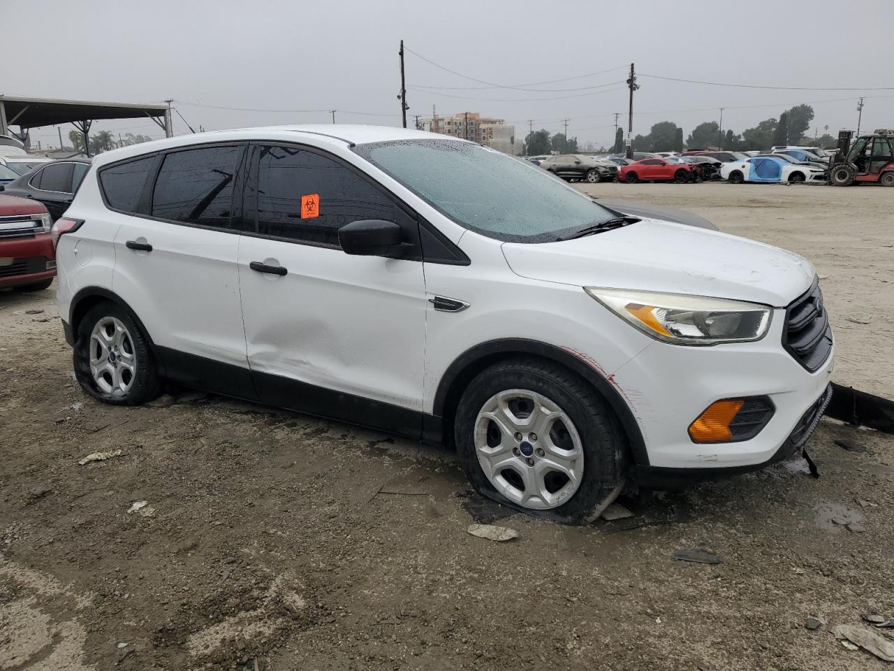 2017 Ford Escape VIN 1FMCU0F75HUC35337 Copart auction photo, front end / side damage thumbnail 4