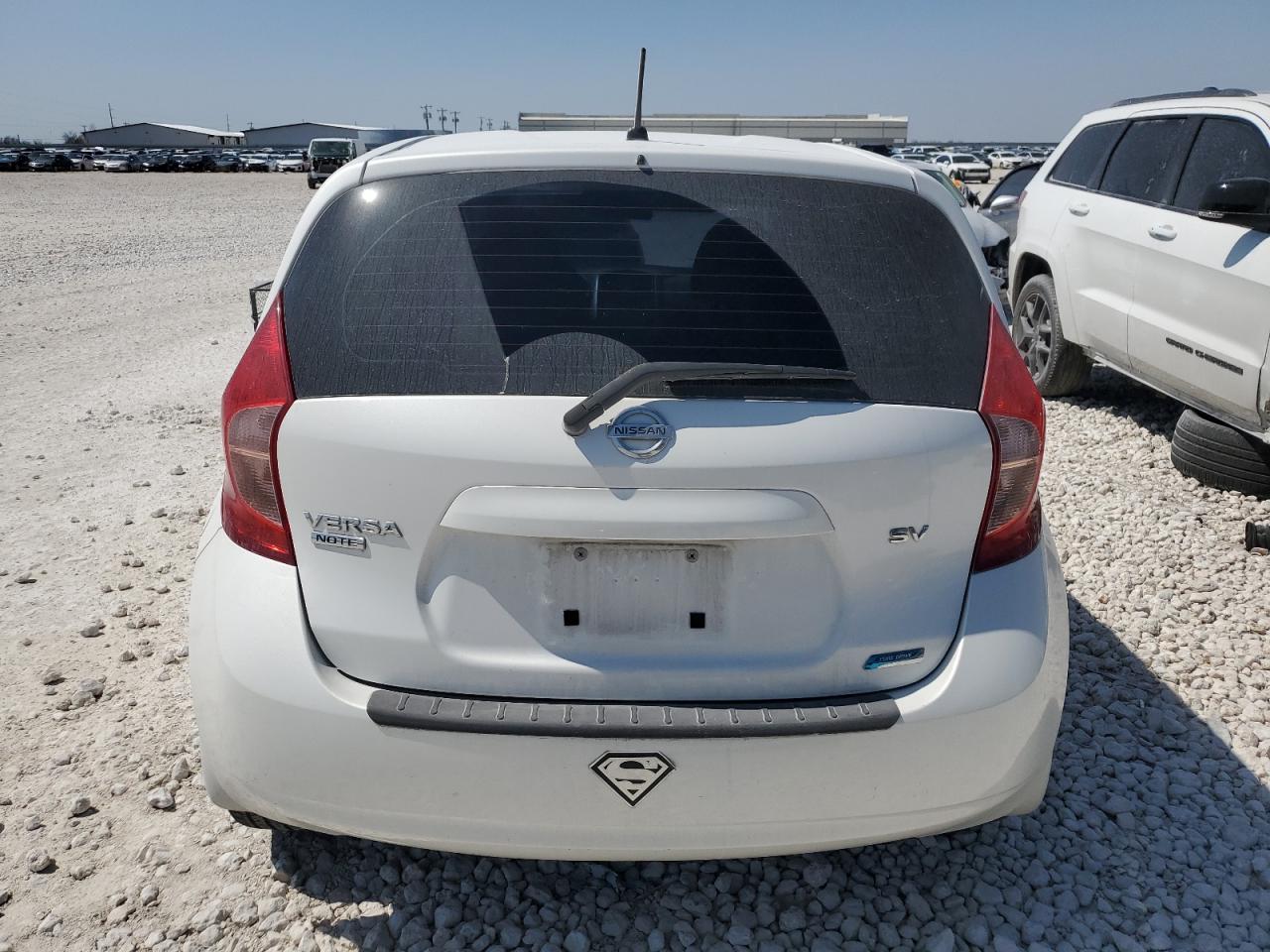 2015 Nissan Versa VIN 3N1CE2CPXFL439790 Copart auction photo, front end / frame damage damage thumbnail 6