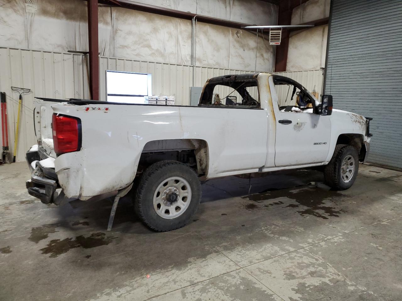 2016 Chevrolet Silverado VIN 1GC0KYEG5GZ266747 Copart auction photo, burn / mechanical damage thumbnail 3