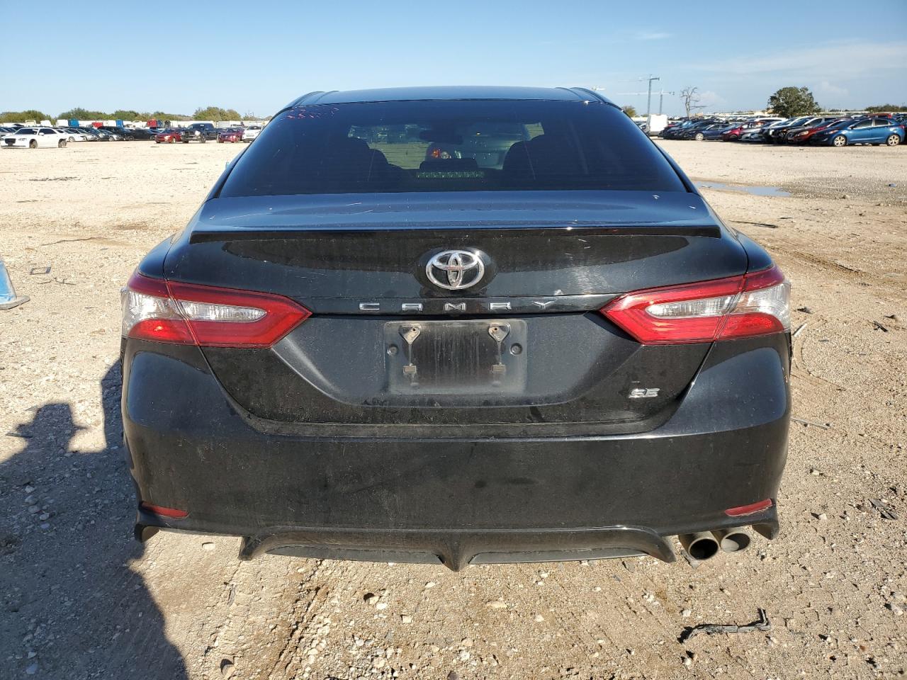 2018 Toyota Camry VIN 4T1B11HK3JU035803 Copart auction photo, front end / minor dent/scratches damage thumbnail 6