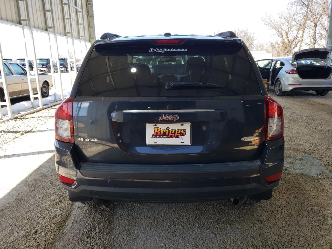 2015 Jeep Compass VIN 1C4NJDEB1FD216428 Copart auction photo, minor dent/scratches damage thumbnail 6