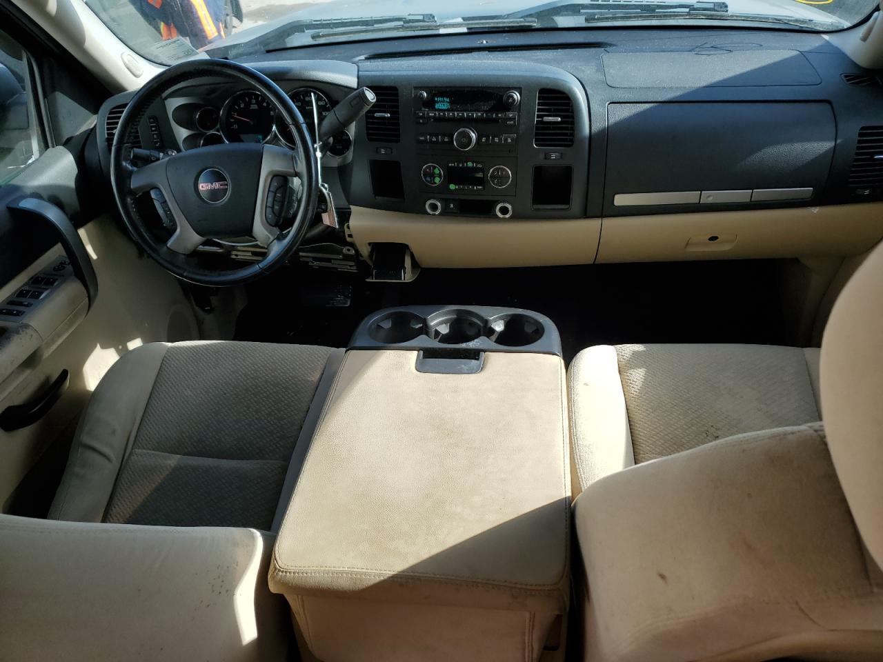 2008 GMC Sierra VIN 2GTEC13J881338138 Copart auction photo, front end damage thumbnail 8