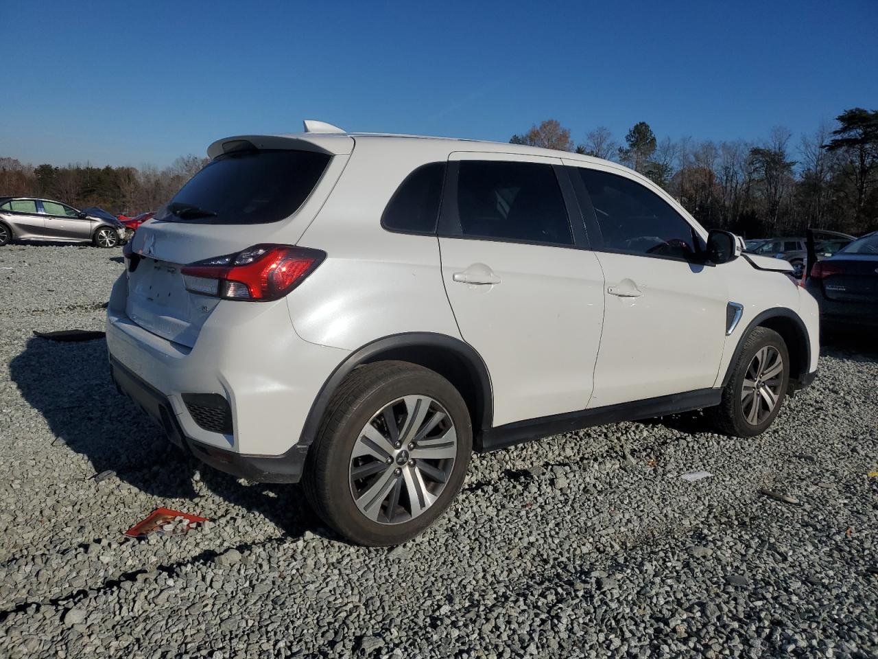 2021 Mitsubishi Outlander VIN JA4ARUAU2MU025591 Copart auction photo, front end damage thumbnail 3