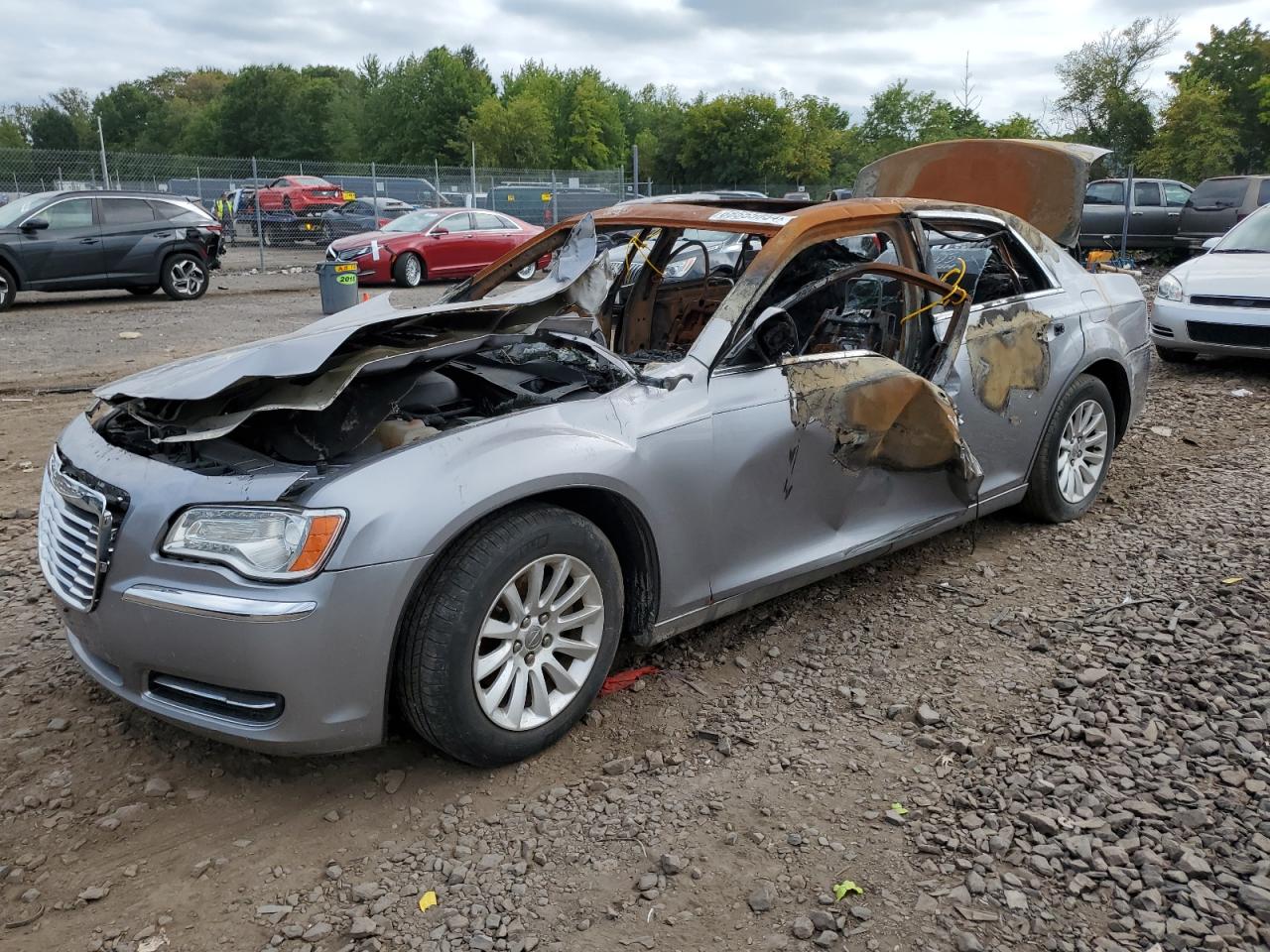 2014 Chrysler 300 VIN 2C3CCAAG9EH161931 - Copart auction photo