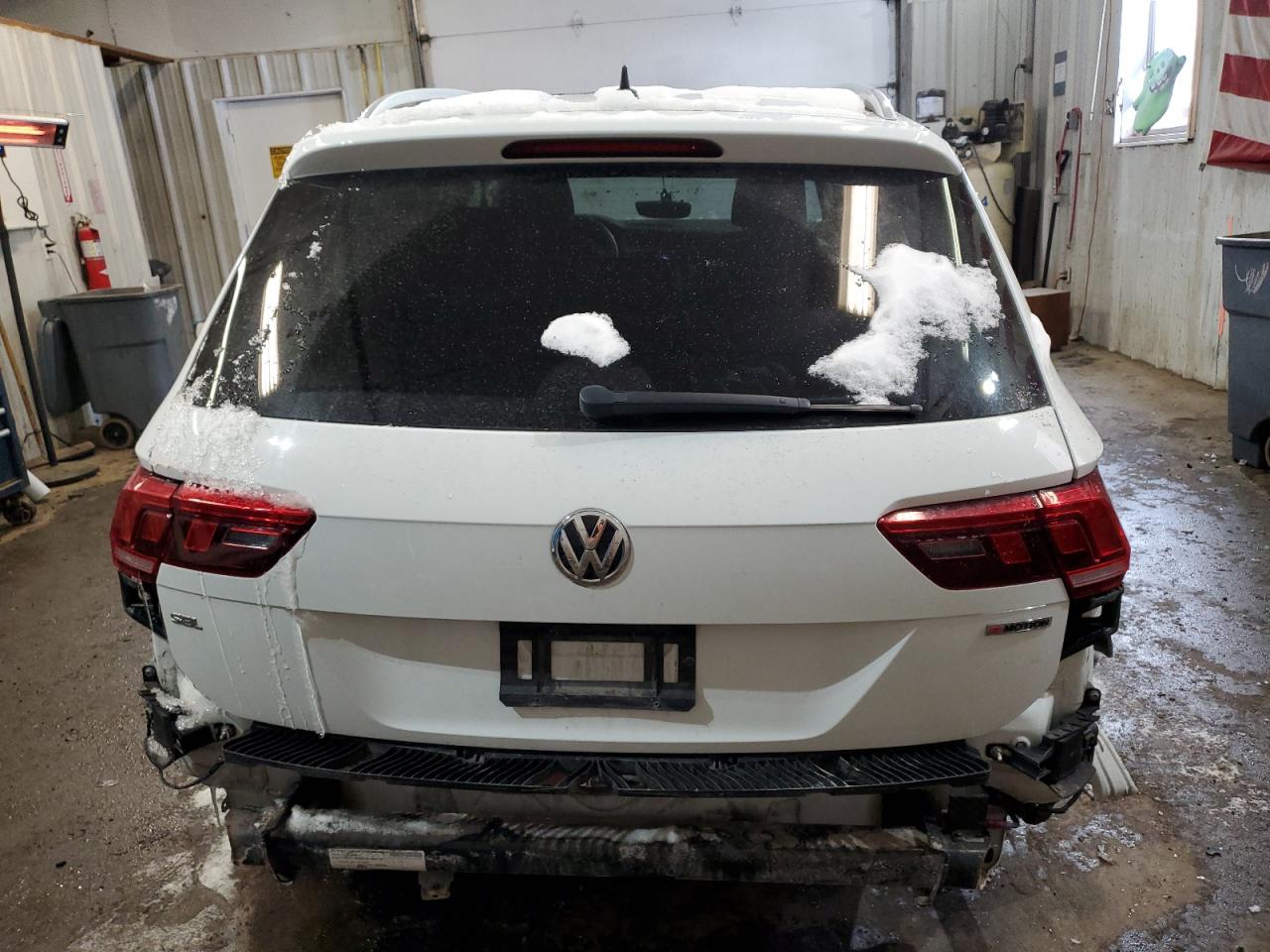 2020 Volkswagen Tiguan VIN 3VV2B7AX2LM031082 Copart auction photo, all over damage thumbnail 6