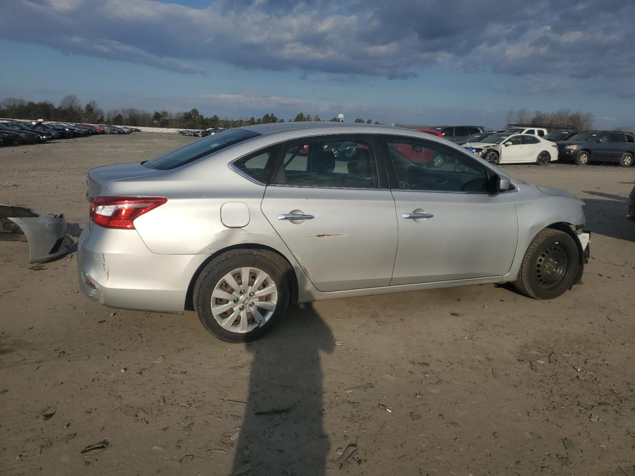 2016 Nissan Sentra VIN 3N1AB7AP5GY262781 Copart auction photo, front end / rear end damage thumbnail 3