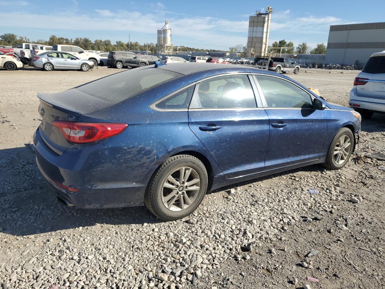 2017 Hyundai Sonata VIN 5NPE24AF7HH489750 Copart auction photo, front end damage thumbnail 3