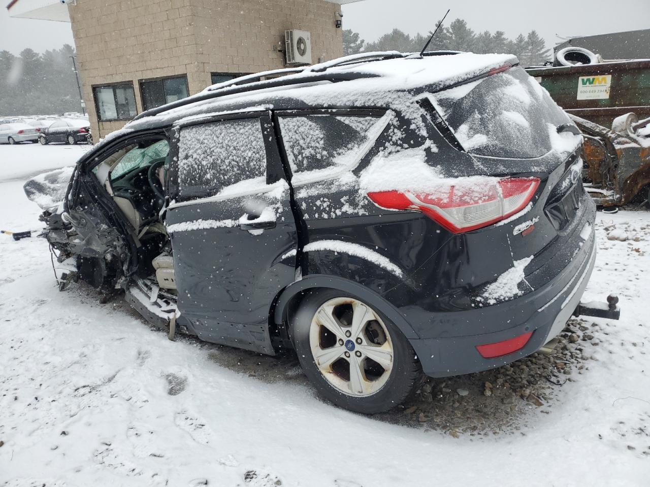 2015 Ford Escape VIN 1FMCU9G9XFUA34650 Copart auction photo, all over damage thumbnail 2