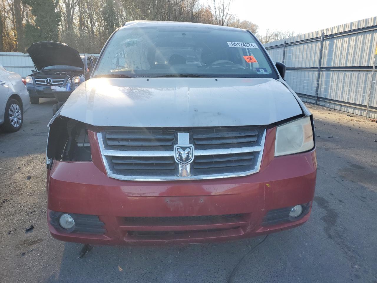 2010 Dodge Caravan VIN 2D4RN4DE0AR372230 Copart auction photo, side / front end damage thumbnail 5
