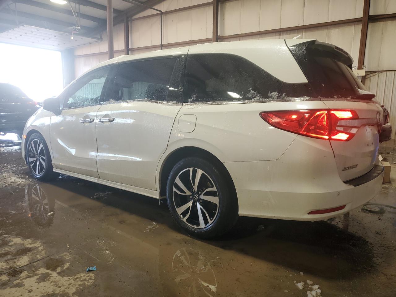 2018 Honda Odyssey VIN 5FNRL6H95JB016718 Copart auction photo, front end / undercarriage damage thumbnail 2