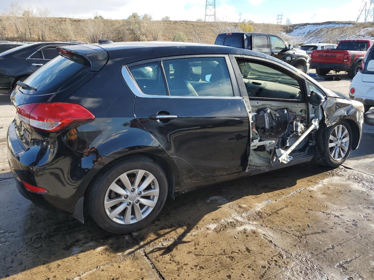 2015 KIA Forte VIN KNAFX5A81F5358174 Copart auction photo, side damage thumbnail 3