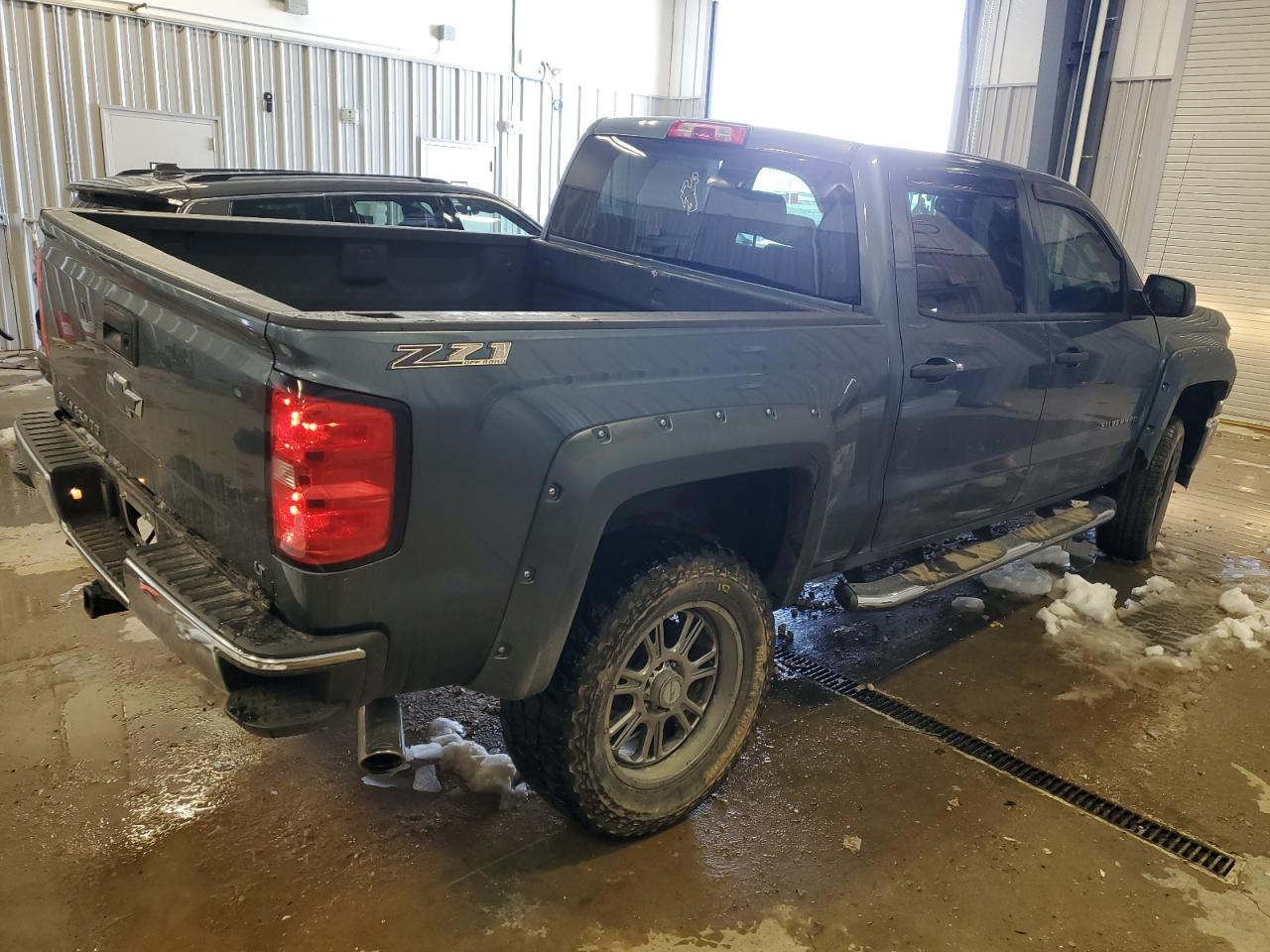 2014 Chevrolet Silverado VIN 3GCUKREC0EG306606 Copart auction photo, front end damage thumbnail 3