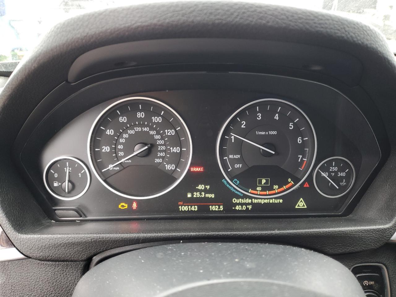 2015 BMW 3er VIN WBA3B5G58FNS18136 Copart auction photo, front end damage thumbnail 9