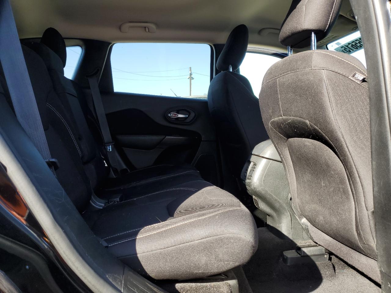 2015 Jeep Grand Cherokee VIN 1C4PJLCS7FW547296 Copart auction photo, front end / rear end damage thumbnail 11