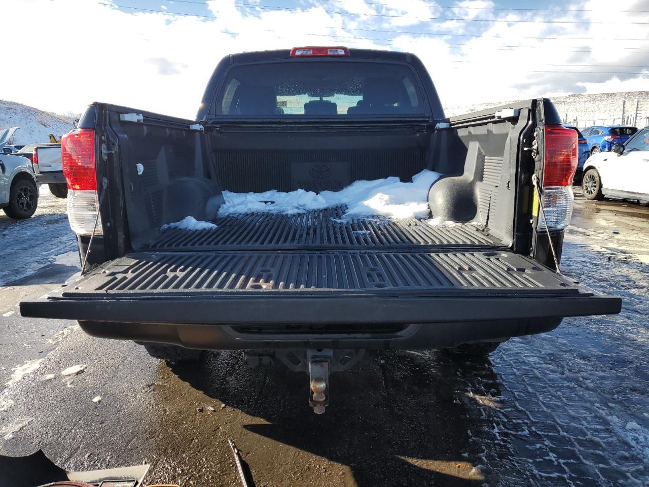 2012 Toyota Tundra VIN 5TFHY5F10CX260516 Copart auction photo, front end / side damage thumbnail 6