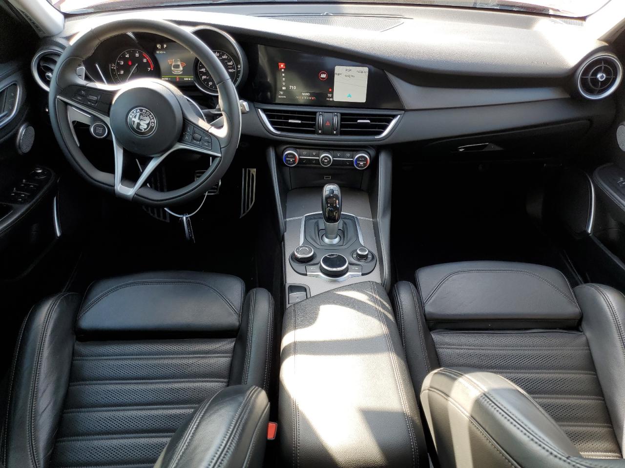 2018 Alfa Romeo Giulia VIN ZARFAECN2J7598649 Copart auction photo, front end / side damage thumbnail 8