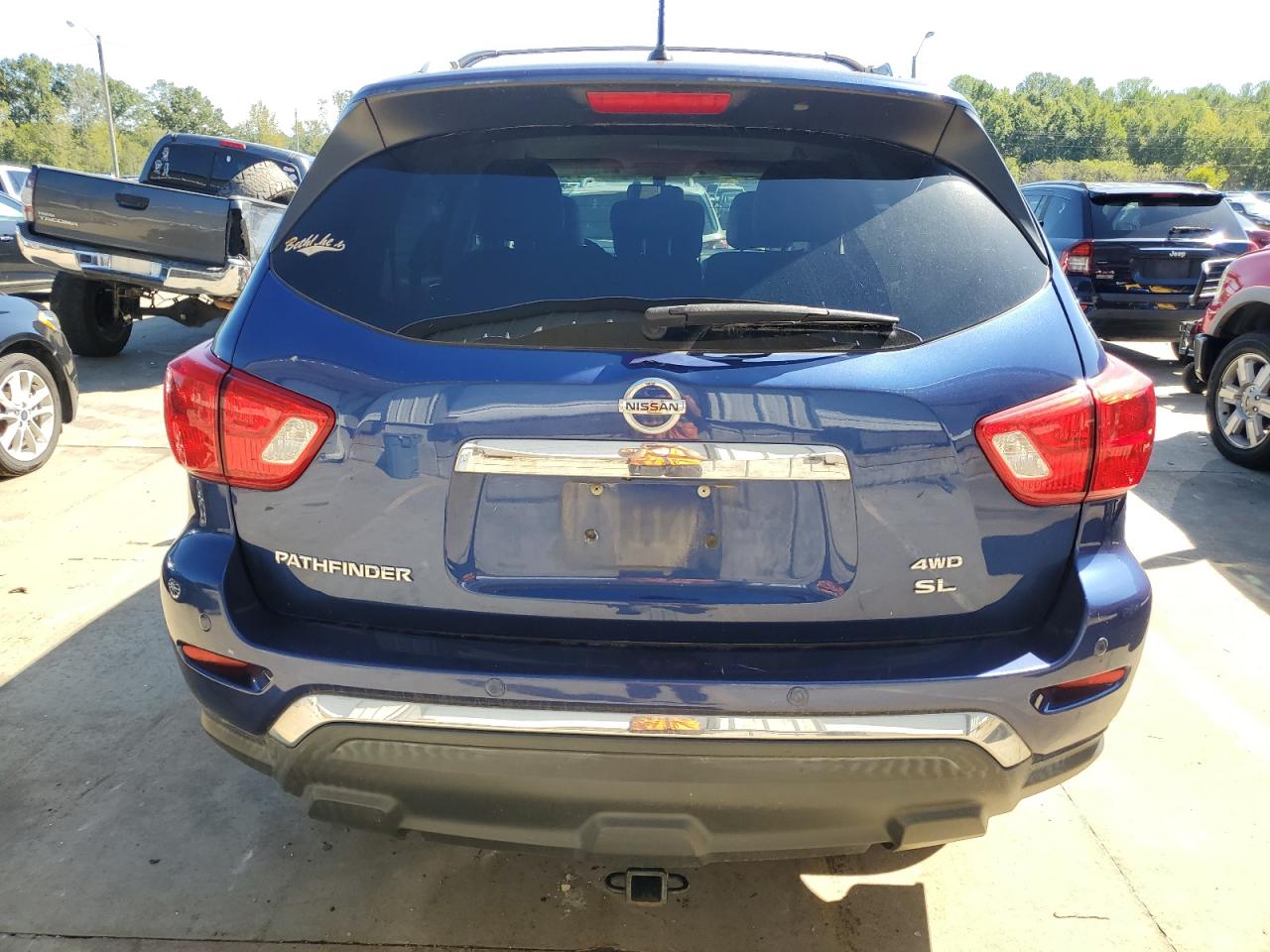 2017 Nissan Pathfinder VIN 5N1DR2MM0HC691987 Copart auction photo, front end / side damage thumbnail 6