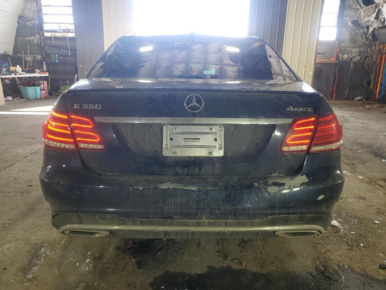 2014 Mercedes-Benz E-klasse VIN WDDHF8JB7EB078700 Copart auction photo, rear end / minor dent/scratches damage thumbnail 6