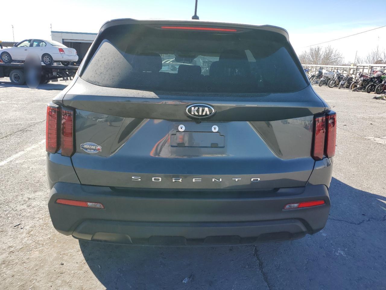 2021 KIA Sorento VIN 5XYRG4LC0MG055709 Copart auction photo, minor dent/scratches damage thumbnail 6