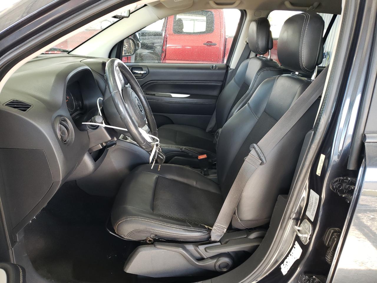 2015 Jeep Compass VIN 1C4NJDEB1FD216428 Copart auction photo, minor dent/scratches damage thumbnail 7