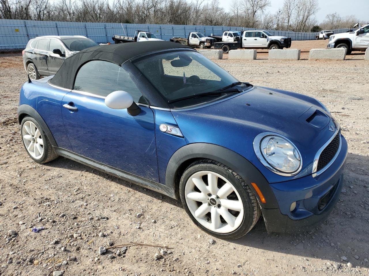 2014 MINI Cooper VIN WMWSY3C5XET595324 Copart auction photo, side / minor dent/scratches damage thumbnail 4