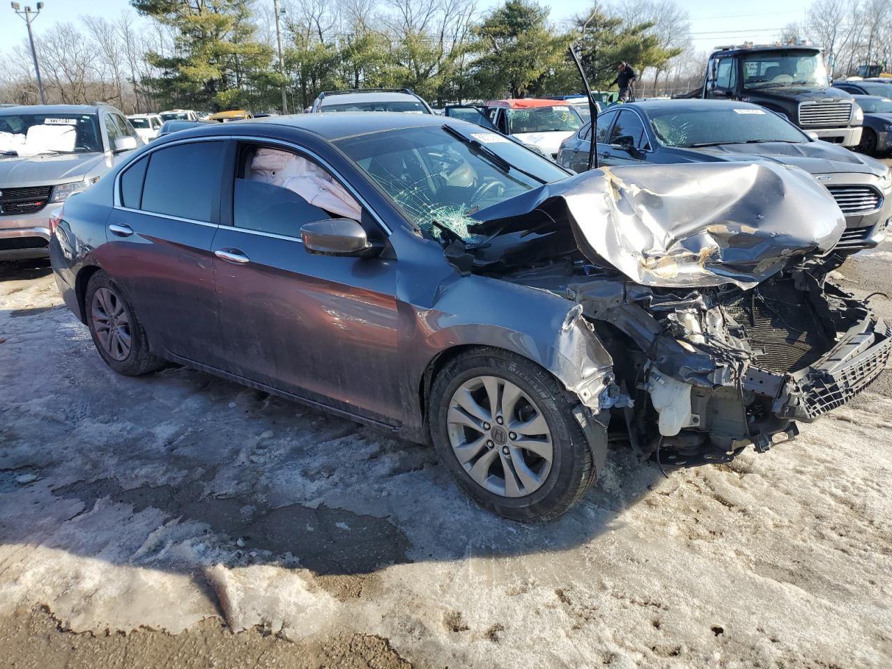 2013 Honda Accord VIN 1HGCR2E37DA072140 Copart auction photo, front end damage thumbnail 4