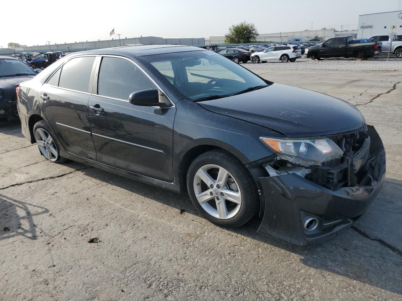 2012 Toyota Camry VIN 4T1BF1FK8CU104363 Copart auction photo, side / front end damage thumbnail 4