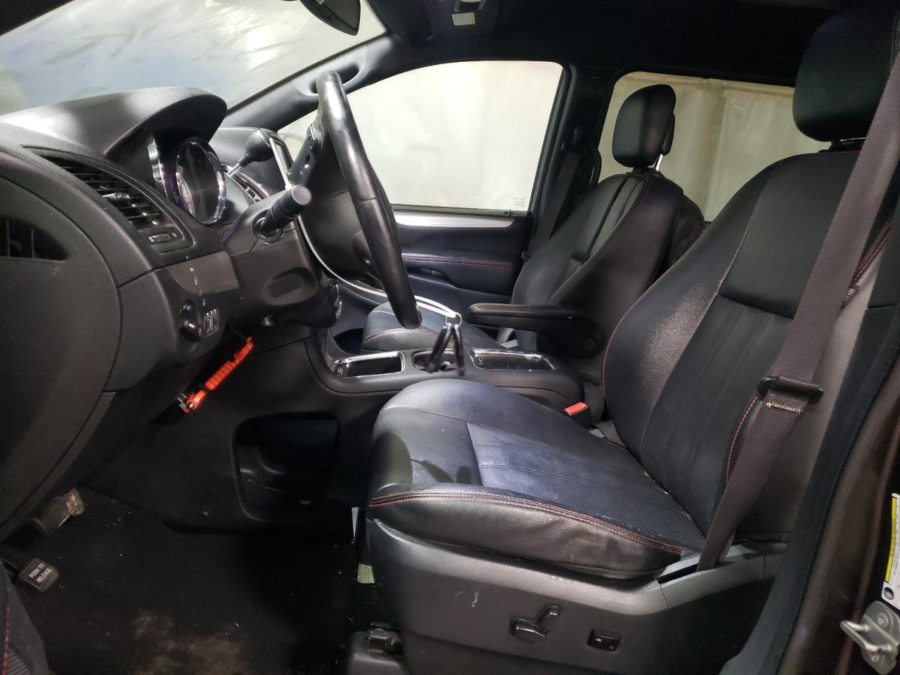 2019 Dodge Caravan VIN 2C4RDGEG0KR641023 Copart auction photo, front end / side damage thumbnail 7