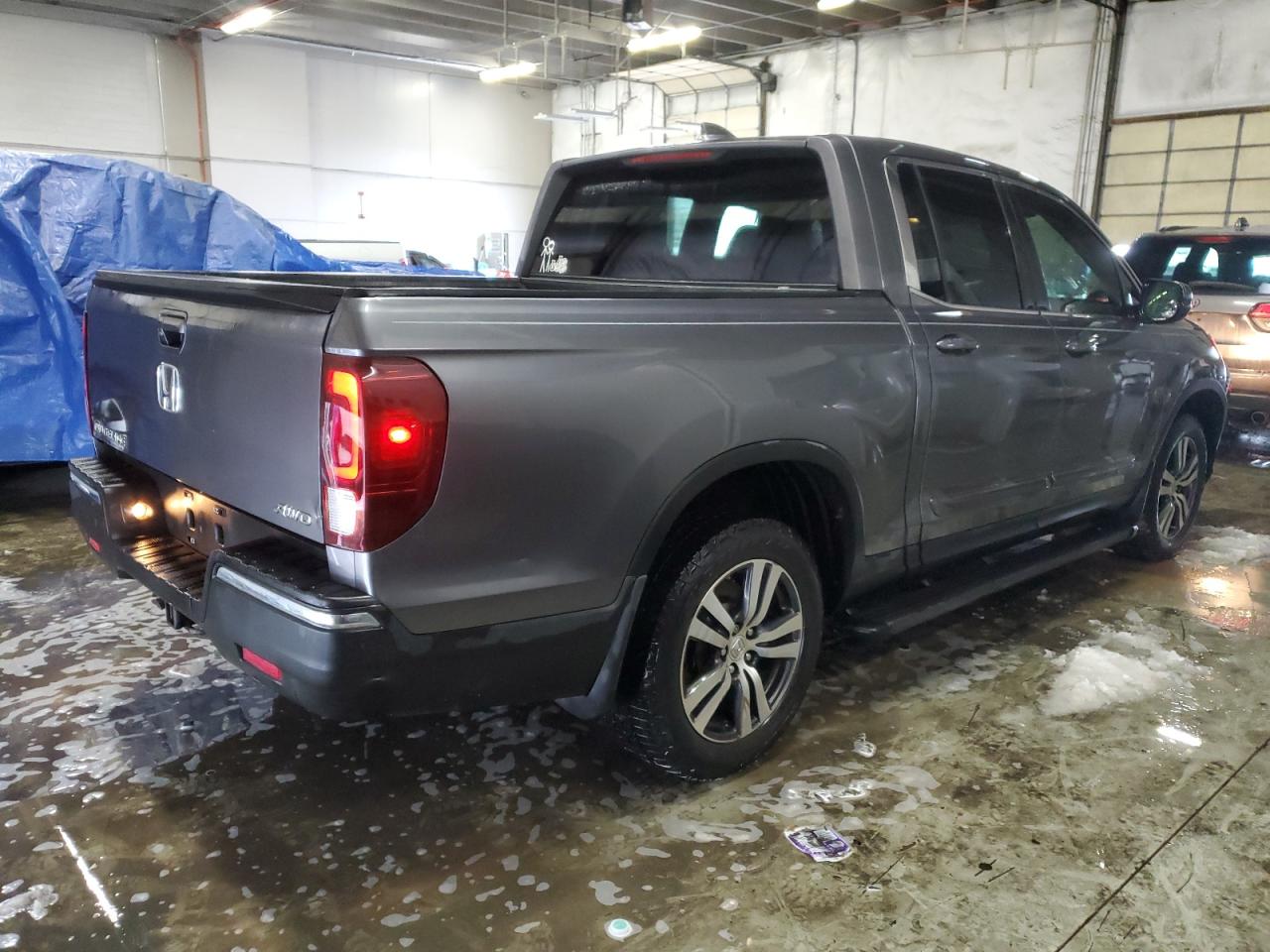 2017 Honda Ridgeline VIN 5FPYK3F44HB011824 Copart auction photo, rear end damage thumbnail 3
