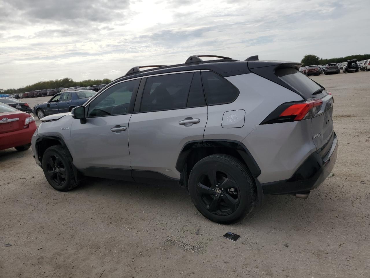 2021 Toyota RAV 4 VIN 4T3E6RFV2MU033787 Copart auction photo, front end damage thumbnail 2