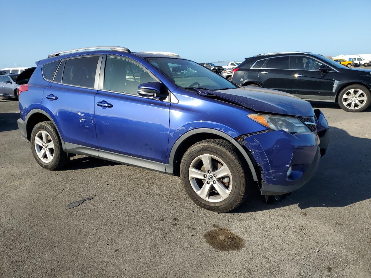 2015 Toyota RAV 4 VIN 2T3RFREV0FW374305 Copart auction photo, front end / rear end damage thumbnail 4