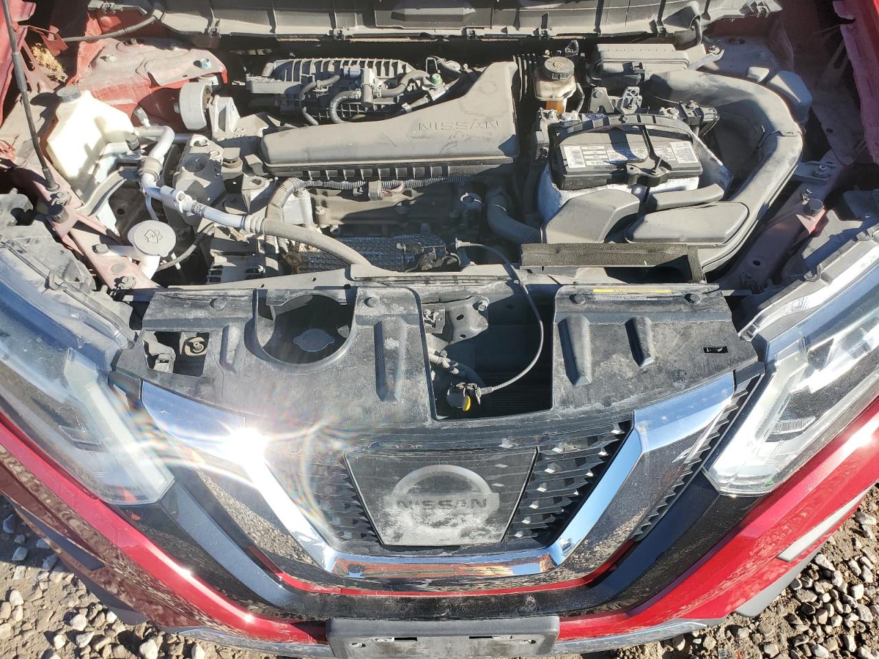 2017 Nissan Rogue VIN 5N1AT2MV8HC846198 Copart auction photo, side / minor dent/scratches damage thumbnail 12