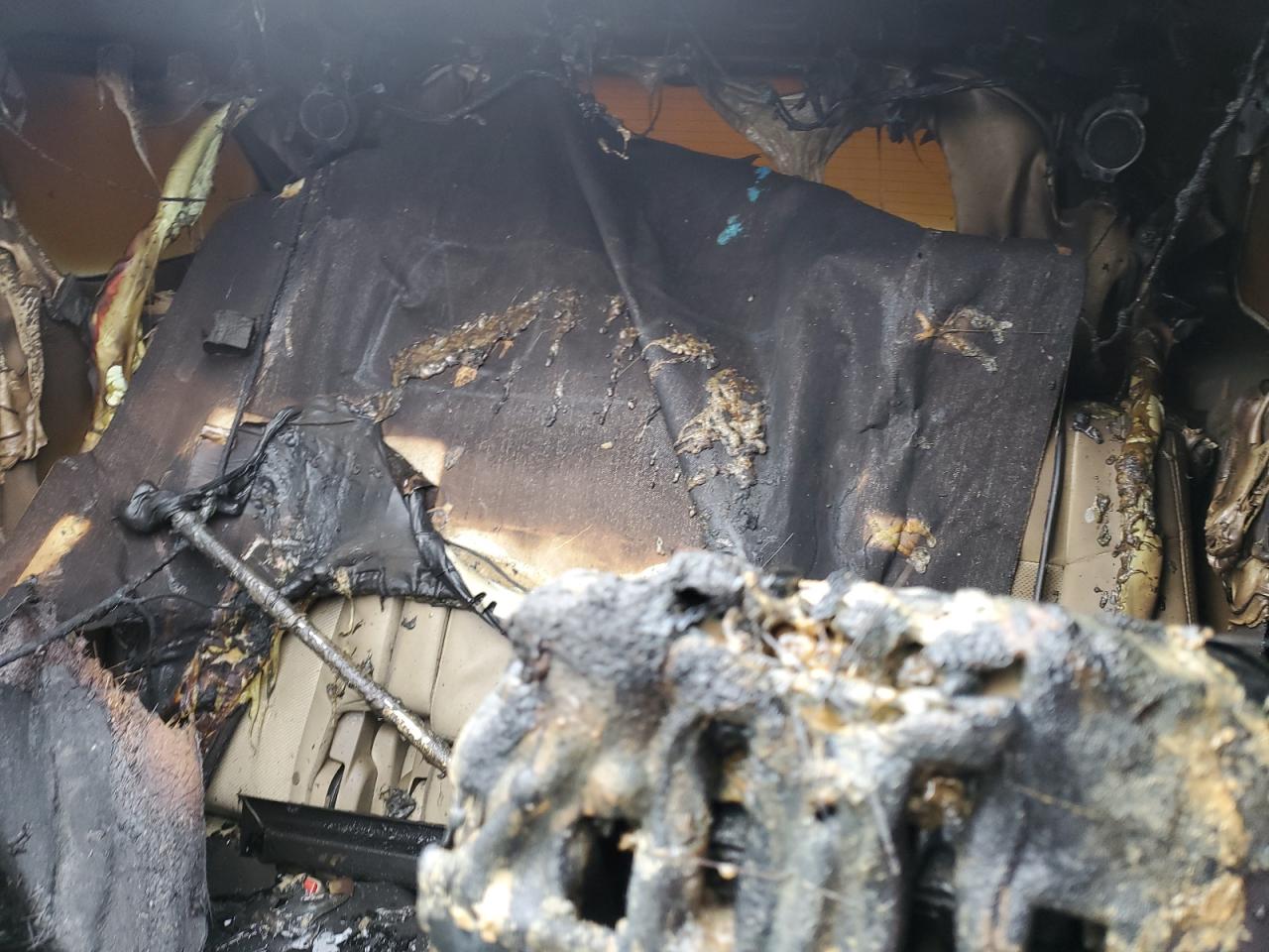 2017 Jeep Grand Cherokee VIN 1C4RJEBG9HC920487 Copart auction photo, burn - interior / burn damage thumbnail 10