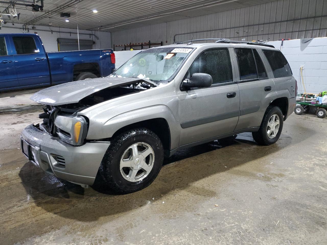 2005 Chevrolet TrailBlazer VIN 1GNDT13S452292699