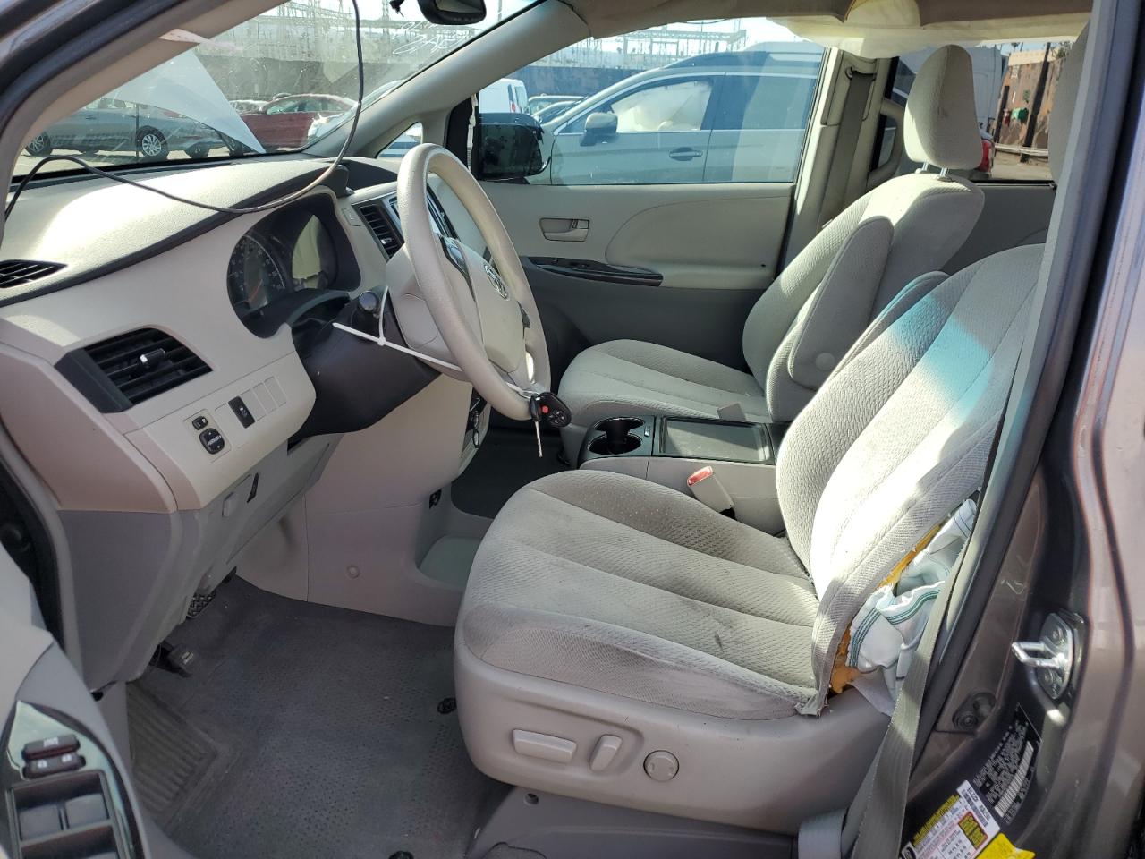 2014 Toyota Sienna VIN 5TDKK3DC2ES457616 Copart auction photo, all over / undercarriage damage thumbnail 7