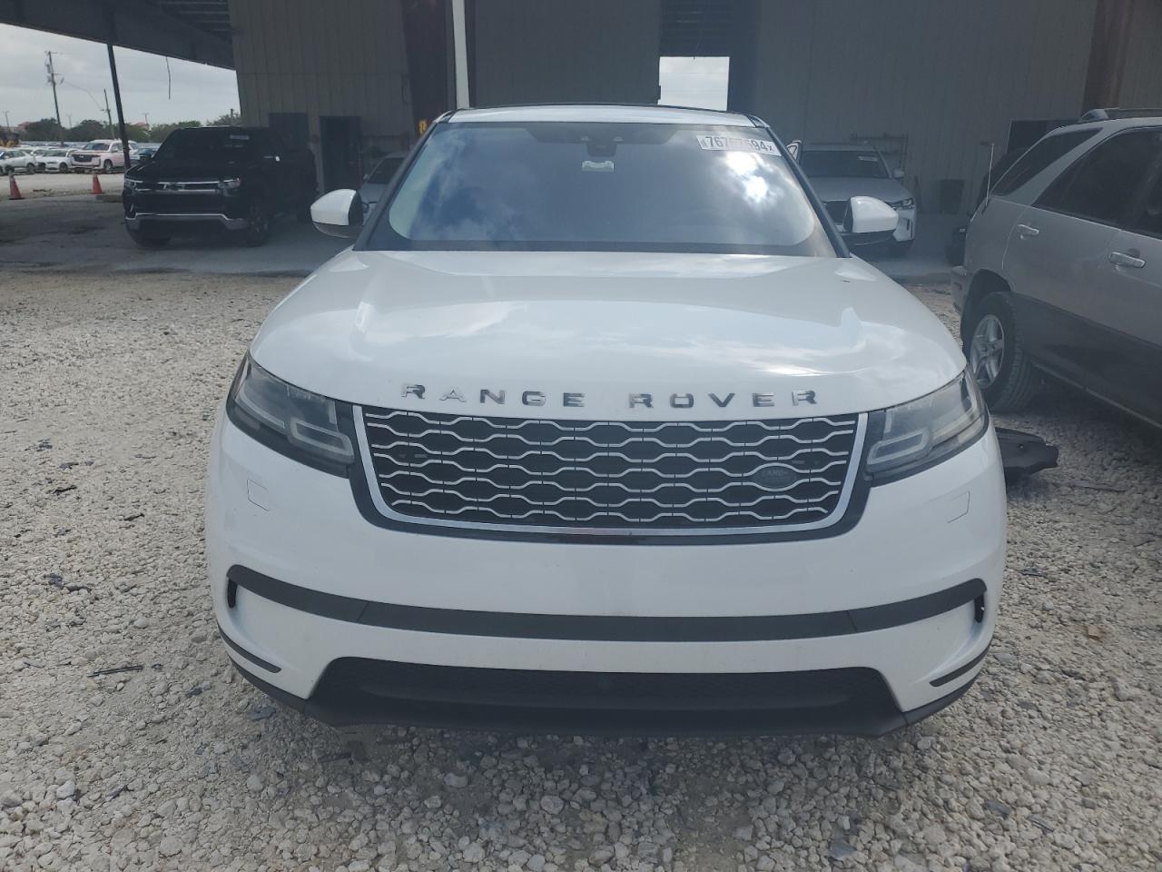 2018 Land Rover Range Rover VIN SALYB2RX2JA735723 Copart auction photo, water/flood damage thumbnail 5