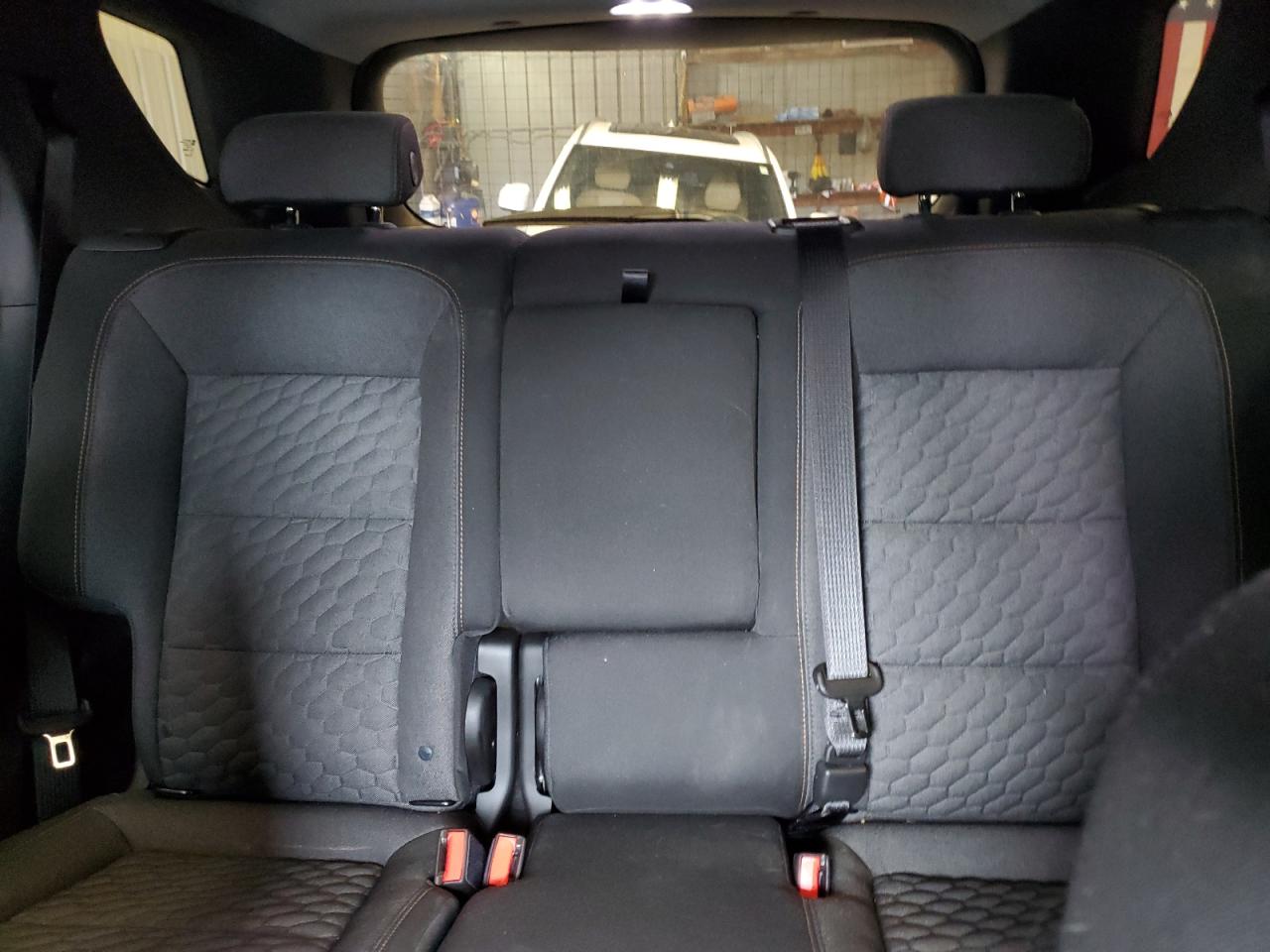 2019 Chevrolet Equinox VIN 3GNAXUEV3KS547083 Copart auction photo, rear end damage thumbnail 10