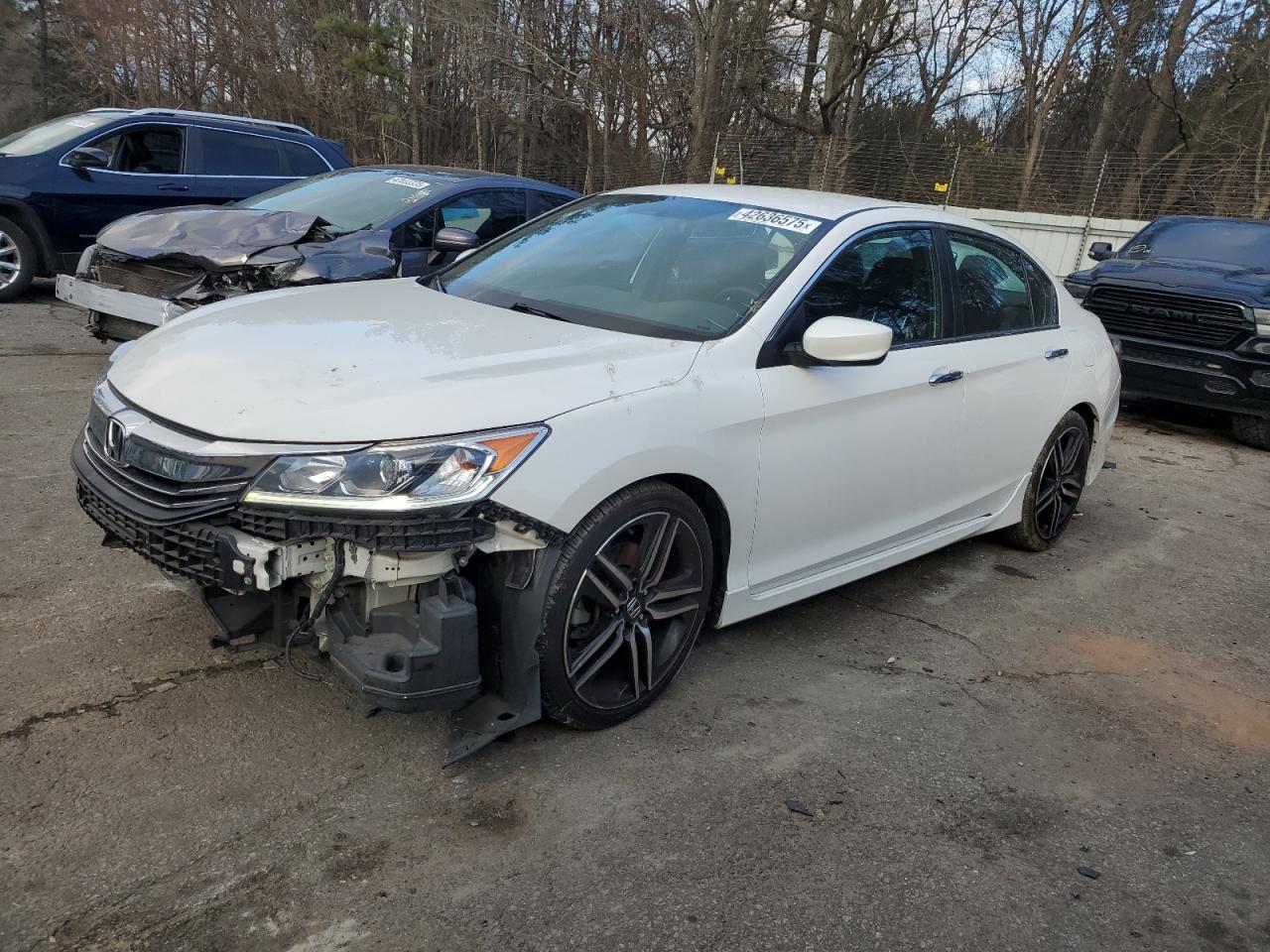 2016 Honda Accord VIN 1HGCR2F57GA161422
