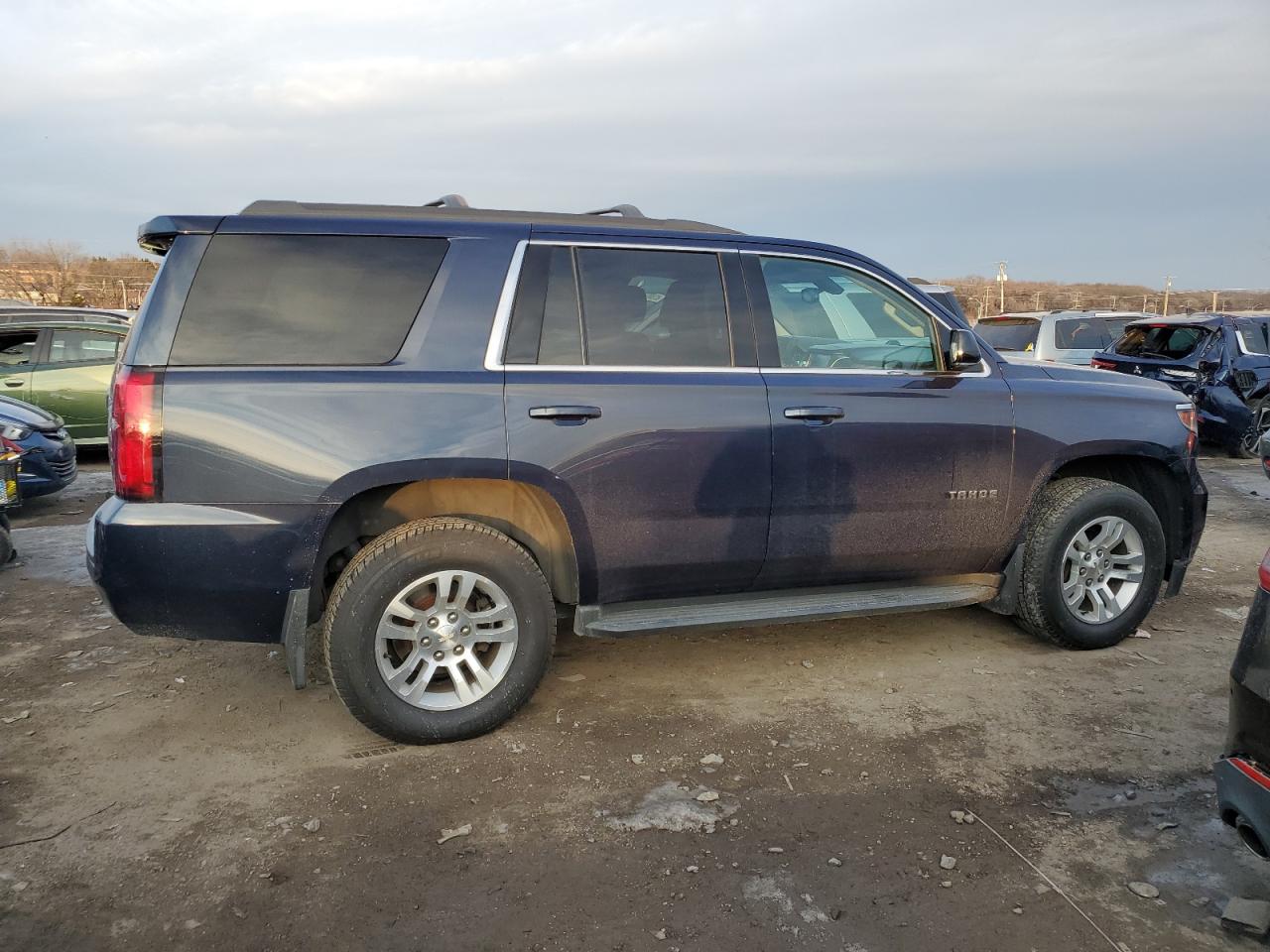 2018 Chevrolet Tahoe VIN 1GNSKAKC4JR323858 Copart auction photo, mechanical / minor dent/scratches damage thumbnail 3