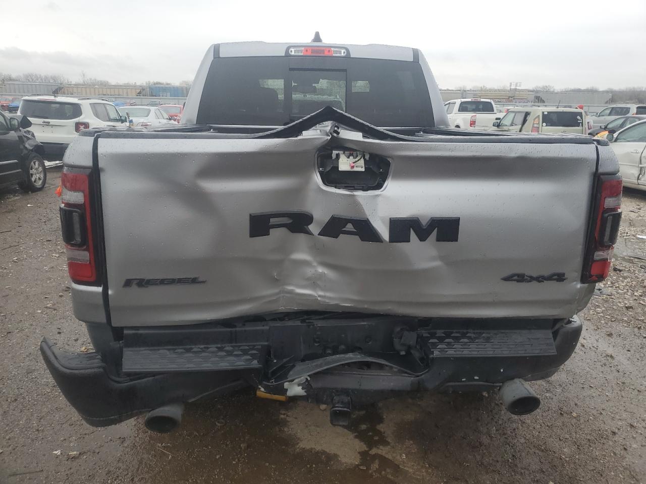 2019 RAM 1500 VIN 1C6SRFLTXKN721995 Copart auction photo, rear end damage thumbnail 6