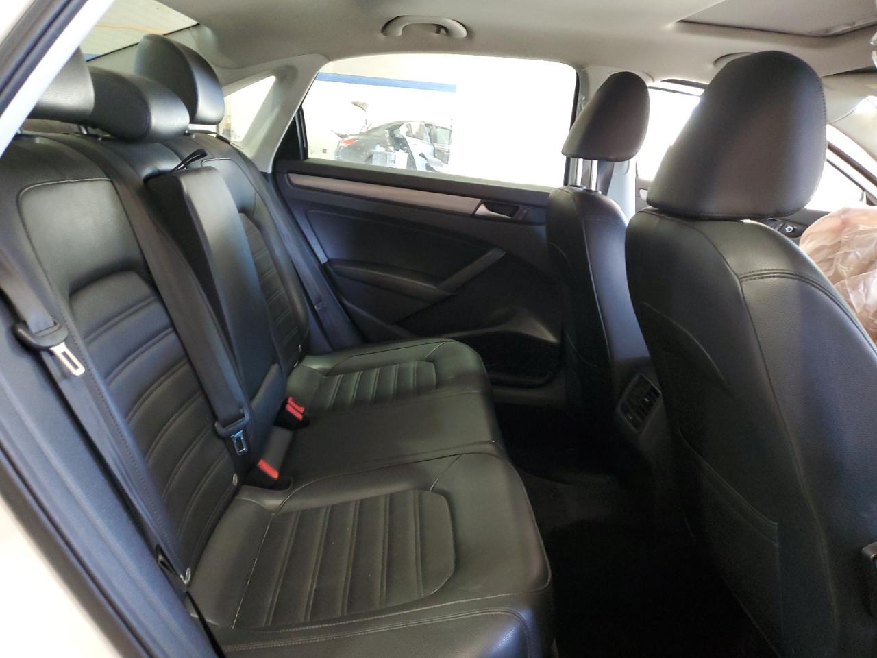 2015 Volkswagen Passat VIN 1VWBS7A36FC005034 Copart auction photo, front end damage thumbnail 11