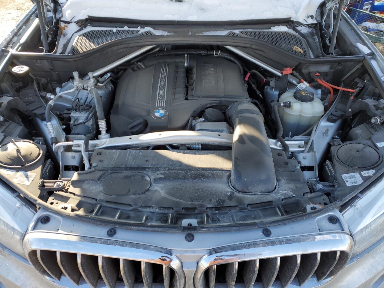2018 BMW X5 VIN 5UXKR0C57JL072107 Copart auction photo, side / front end damage thumbnail 13