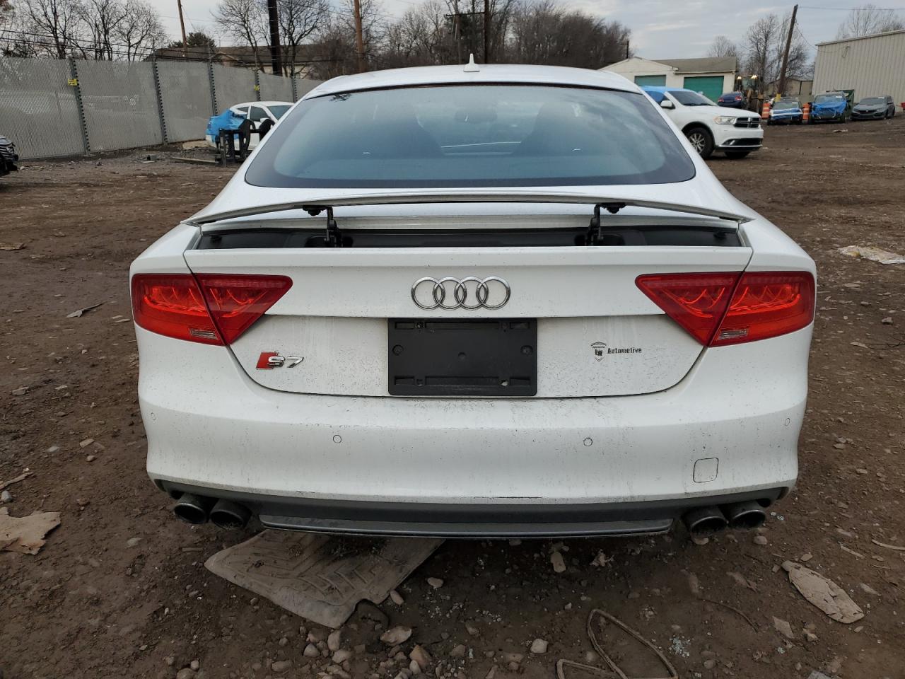 2015 Audi S7 VIN WAUW2AFC4FN024631 Copart auction photo, front end / side damage thumbnail 6