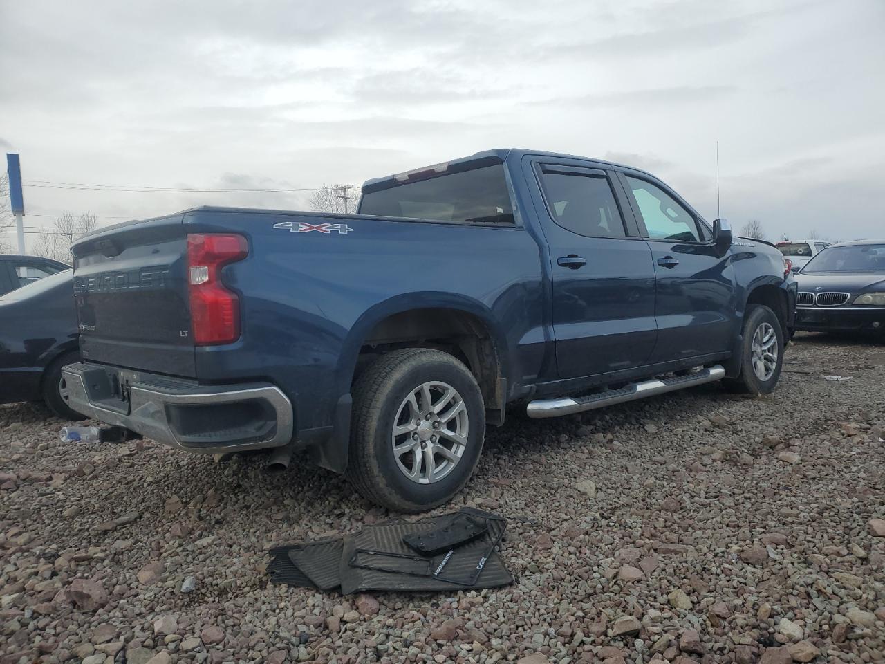 2021 Chevrolet Silverado VIN 3GCPYJEK7MG323728 Copart auction photo, front end / minor dent/scratches damage thumbnail 3