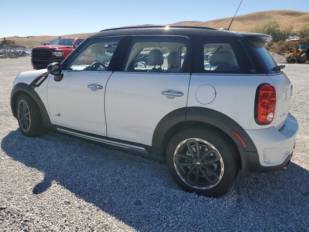 2015 MINI Cooper VIN WMWZC5C58FWP48310 Copart auction photo, all over damage thumbnail 2