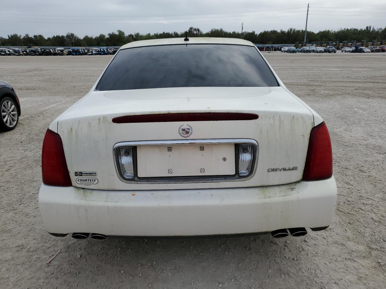 2005 Cadillac De Ville VIN 1G6KD54Y75U248095 Copart auction photo, water/flood damage thumbnail 6