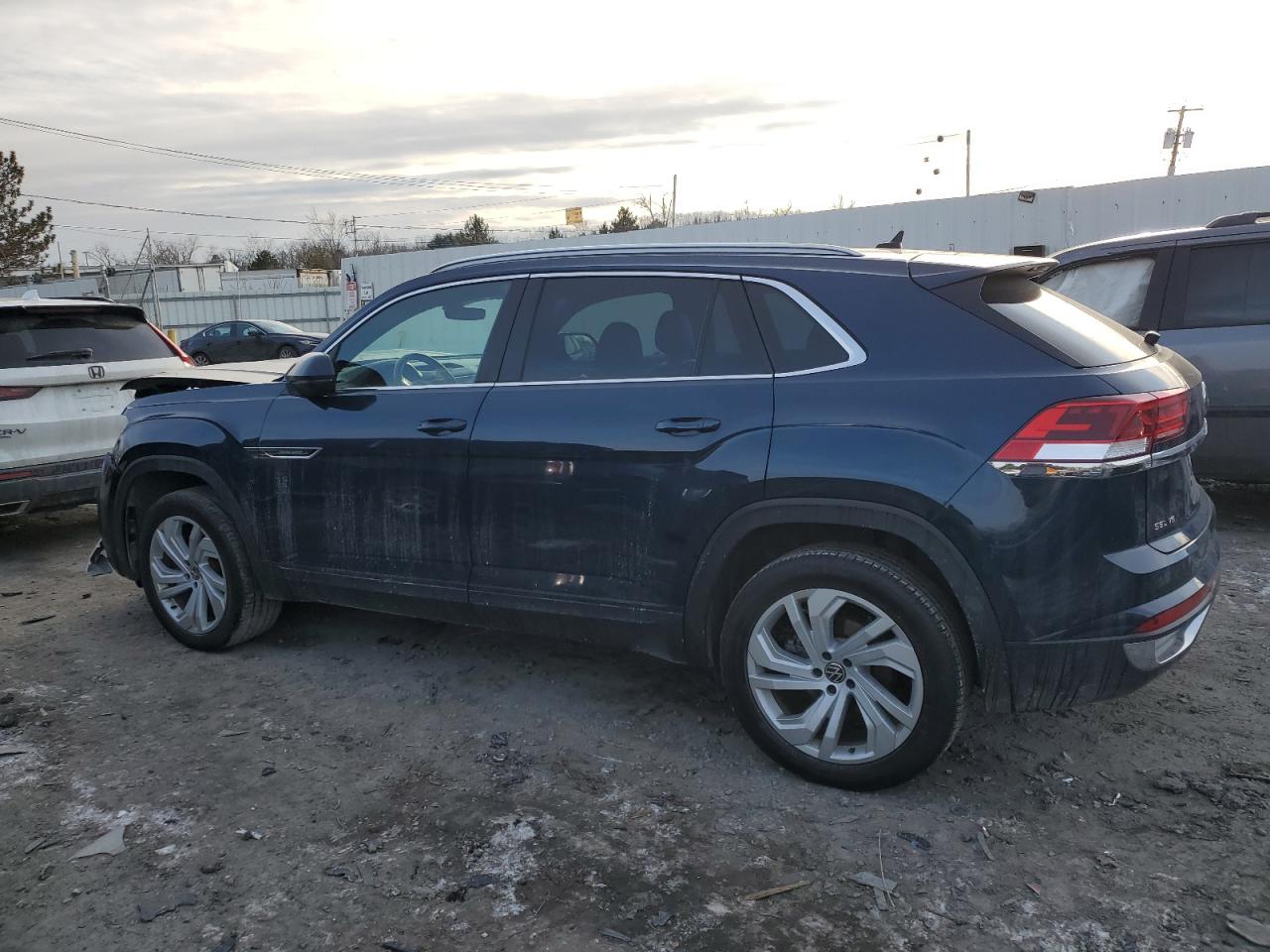 2020 Volkswagen Atlas VIN 1V2ME2CA5LC211117 Copart auction photo, front end damage thumbnail 2
