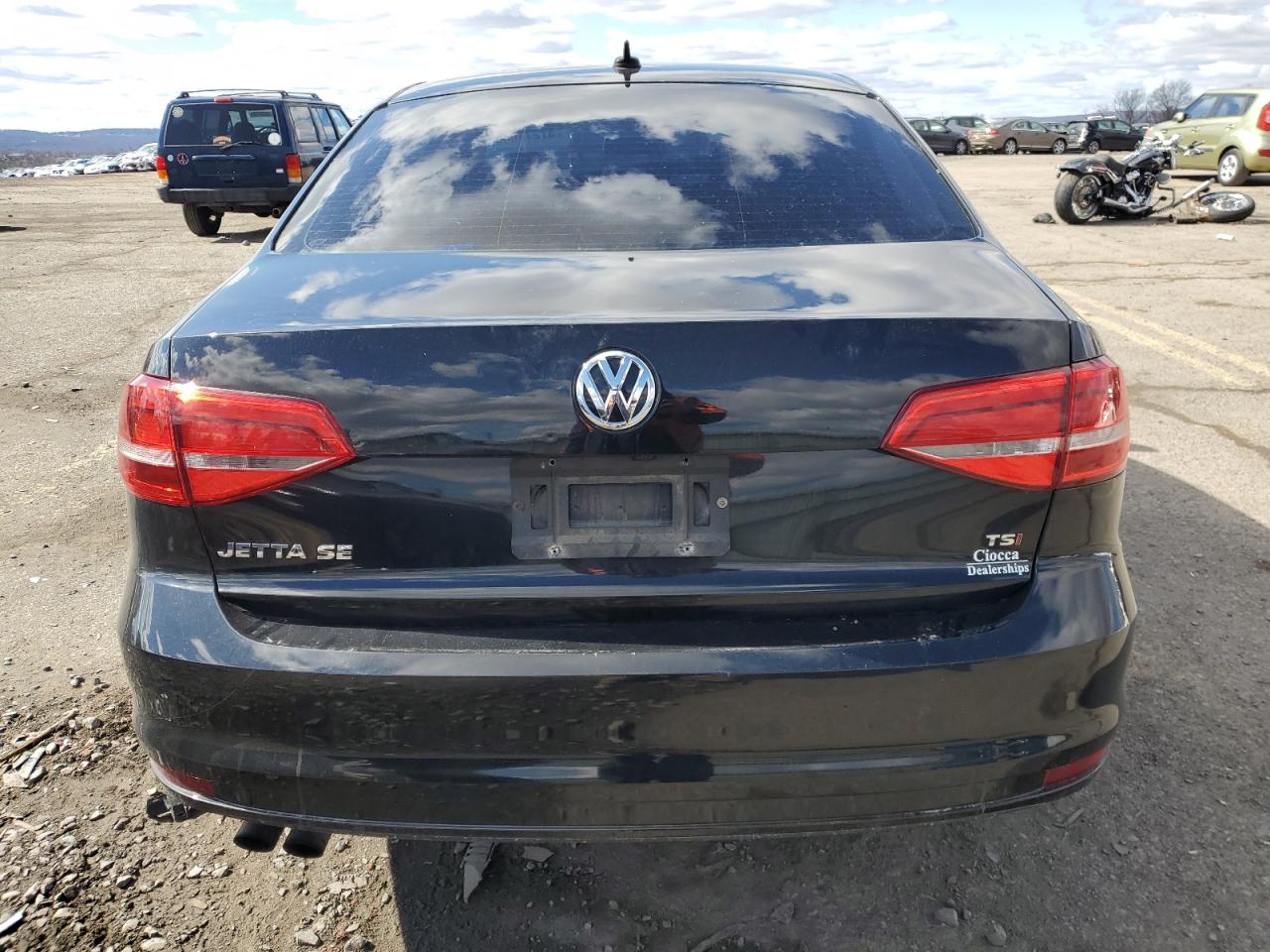 2015 Volkswagen Jetta VIN 3VWD17AJ0FM263963 Copart auction photo, front end damage thumbnail 6