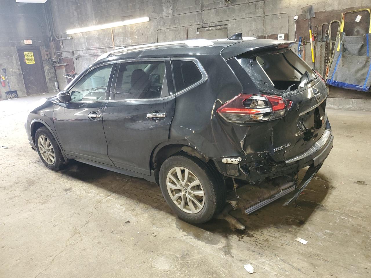 2018 Nissan Rogue VIN KNMAT2MVXJP609828 Copart auction photo, rear end / front end damage thumbnail 2