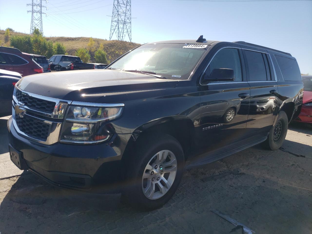 2018 Chevrolet Suburban VIN 1GNSKHKC2JR252961